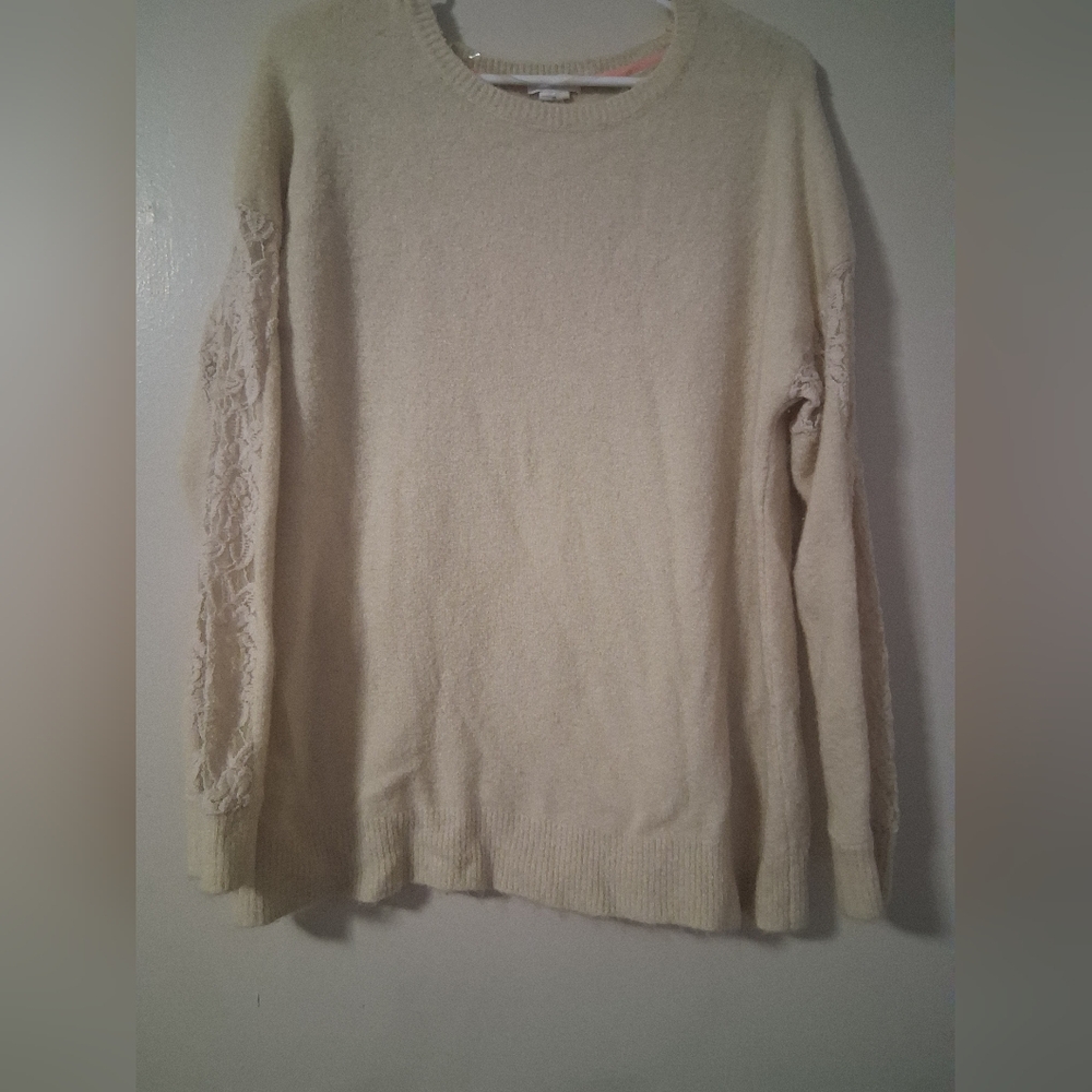 Chic Cream Sweater with Lace Accents